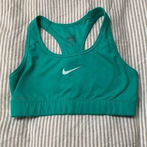 Nike Sports Bra - Green